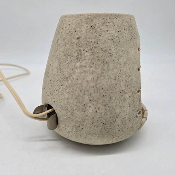 Vintage Eagle-Themed Ceramic Electric Night Lamp 5.5" Tall - Picture 7 of 11